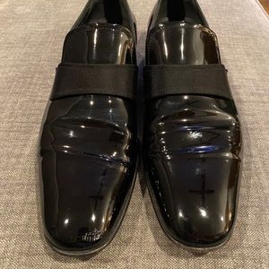 Salvatore Ferragamo Antone Tuxedo Leather Loafers